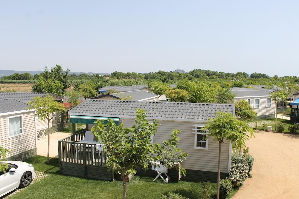 Camping Resort Els Pins Malgrat de Mar Exterior photo