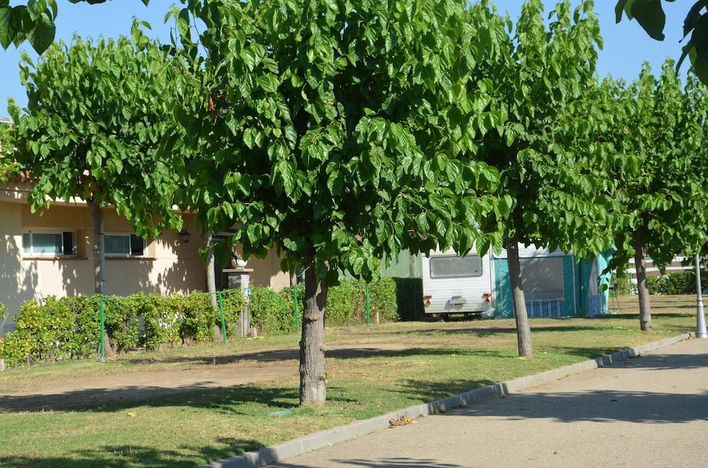 Camping Resort Els Pins Malgrat de Mar Exterior photo
